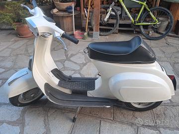 vespa 50 special