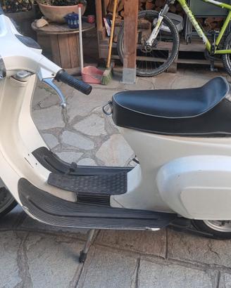 vespa 50 special