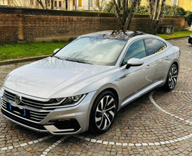 Volkswagen arteon 2.0 tdi 4 motion R line PERMUTO