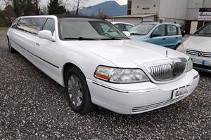 Lincoln Town Car town 7