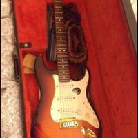 Chitarra Fender Stratocaster 50th 1946-1996
