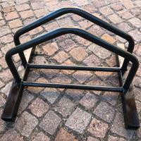 Rastrelliera portabici singola in ferro verniciato