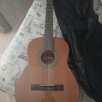 Chitarra classica 3/4 con custodia