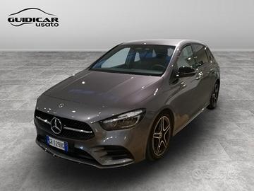 Mercedes Classe B - W247 2023 - B 180 d AMG Line A