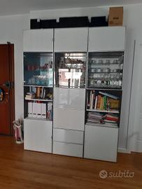 Mobile da soggiorno Ikea Besta