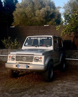 Suzuki samurai anno 2000