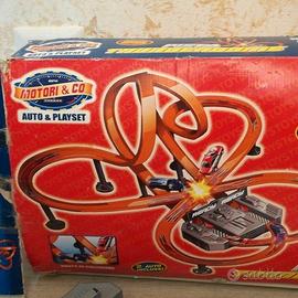 Pista Thunderdome con 2 macchinine