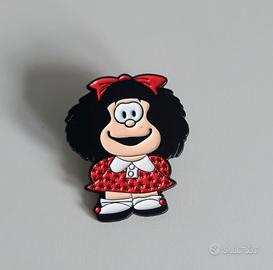 spilla Mafalda Vestito a pois 