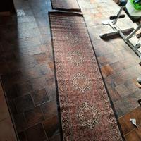 tappeti usati ma ben tenuti