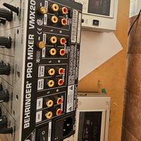 BEHRINGER'  PRO MIXER  VMX200