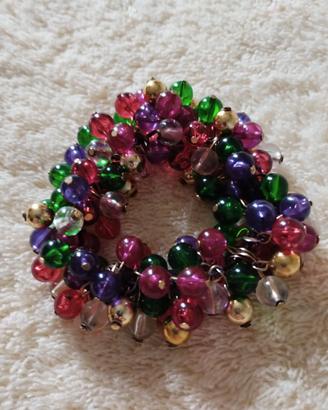 Bracciale ragazza con palline colorare