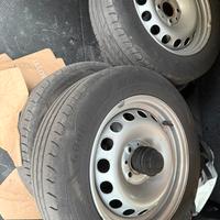 4 cerchi con gomme per fiat panda