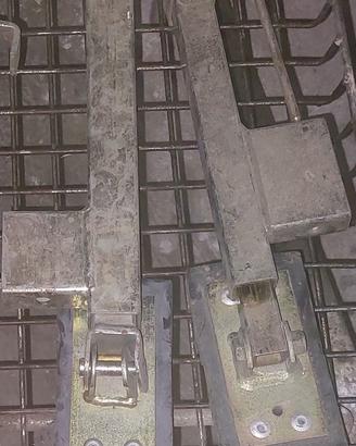 piedi regolabili estraibili  per scale  ad innesto