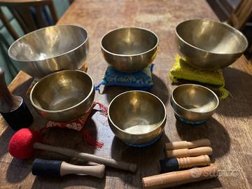 Campane Tibetane Fatte a Mano in Nepal