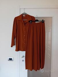 Completo camicia/pantaloni cioccolato