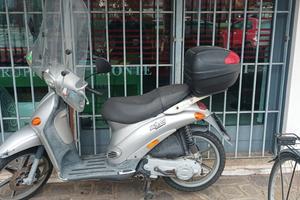 scooter liberty 50 4tempi 