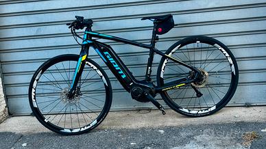 Giant e-road bici da strada elettrica