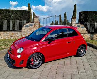 Abarth 695 Tributo ferrari