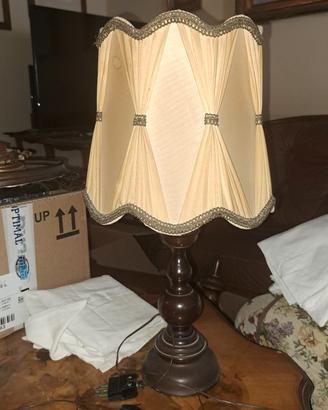 Lampada da tavolo vintage