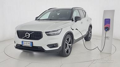 Volvo XC40 T5 Recharge Plug-in Hybrid R-design