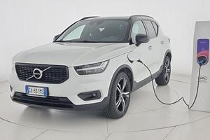 Volvo XC40 T5 Recharge Plug-in Hybrid R-design