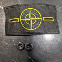 Patch logo ricambio Stone Island con bottoni