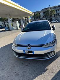 Volkswagen Golf 8 tdi 150cv