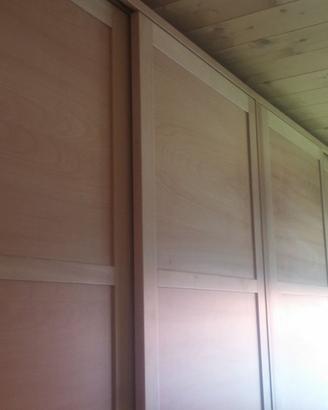 2 armadi in faggio ripiani cassetti ante scorrevol