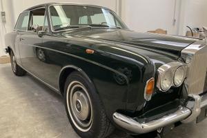 Rolls royce corniche