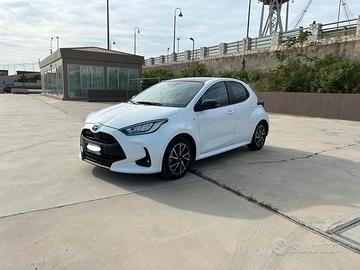 TOYOTA Yaris 4ª serie - 2021 LOUNGE 95 CV