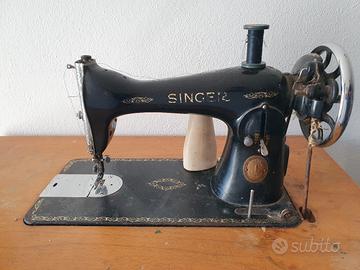Macchina da cucire a pedale singer