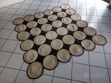 Tappeto greco anni 70 in lana di montone