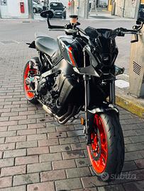 yamaha mt 09  del 2022