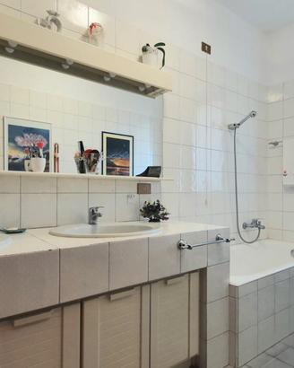 Specchiera orizzontale per bagno a doppio lavello