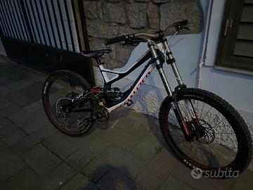 Bici da downhill