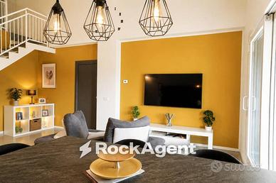 Attico / Mansarda di 229 m² con 4 locali e box aut