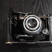 Macchina fotografica a soffietto Ferrania Falco