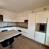 Cucina angolare come nuova