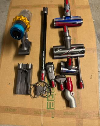 Dyson V15