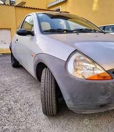 Ford KA 10.2004, solo 84000 km. Da vedere.