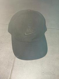 cappello nike nero