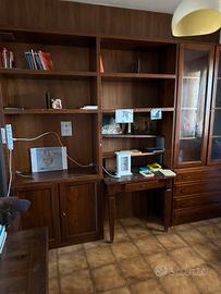 Parete Attrezzata con scrivania