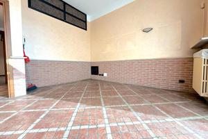 Immobile di 114 m² con 4 locali a Muggiò