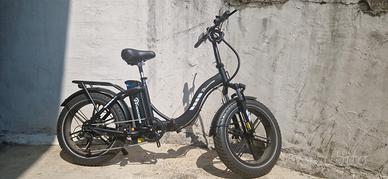 Bicicletta elettrica pieghevole EVERCROSS EK6