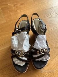 Sandali in pelle con zeppa Nero Giardini