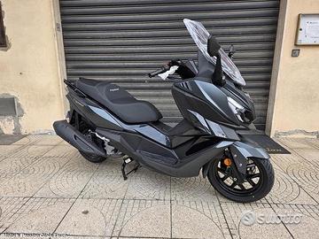 Sym Cruisym 300 ABS TCS E5+ Nero Motor's Passion