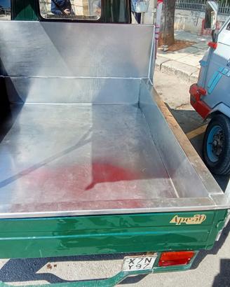 Tettoia cassone in acciaio ape 50