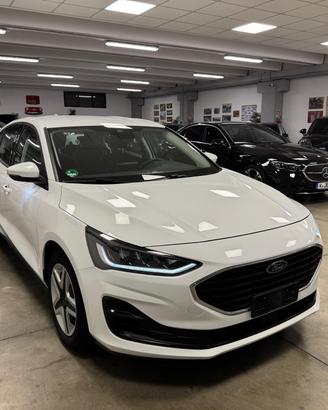 Ford Focus 1.5 EcoBlue 120 CV automatico 5p. Busin