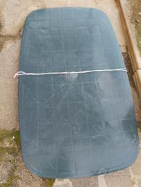 tavolo verde da giardino