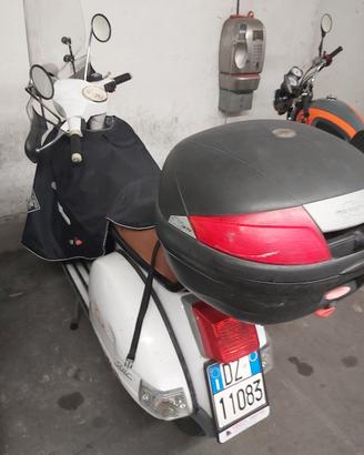 Vespa Star